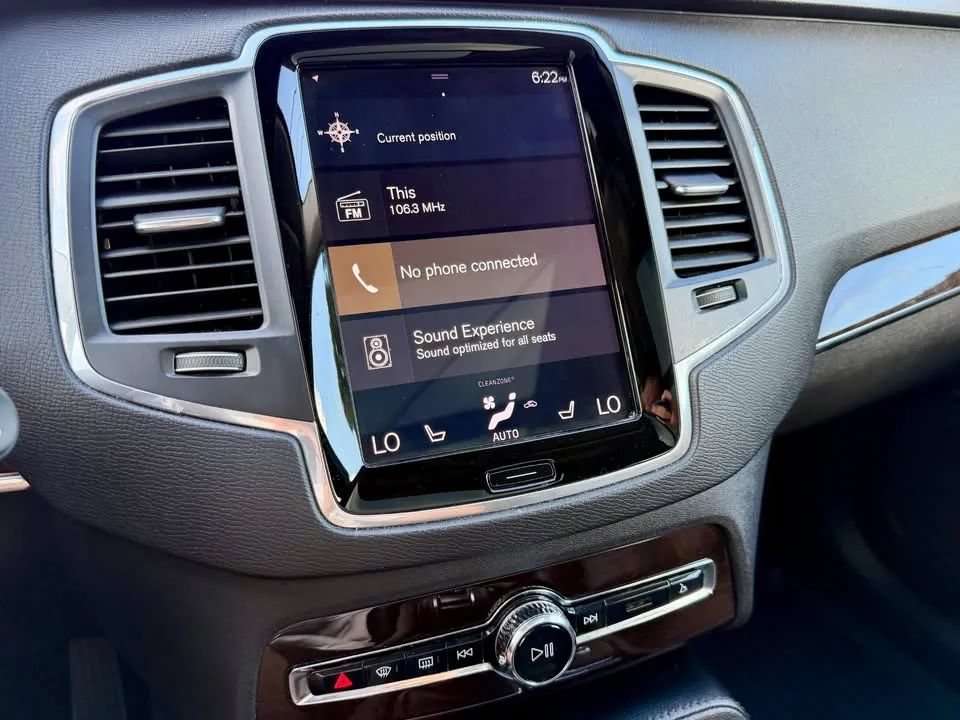 Used 2019 Volvo XC90 T5 Momentum w/ Multimedia Package FWD image 13