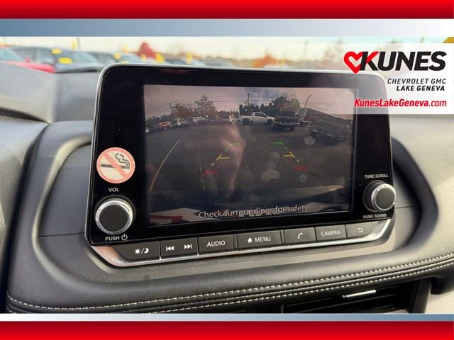 Used 2024 Nissan Rogue SV image 22