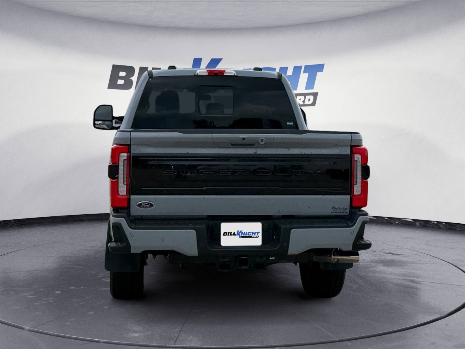 Used 2025 Ford F250 Platinum AWD/4WD image 4