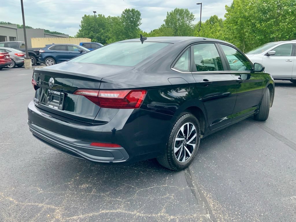 Used 2024 Volkswagen Jetta S FWD image 13