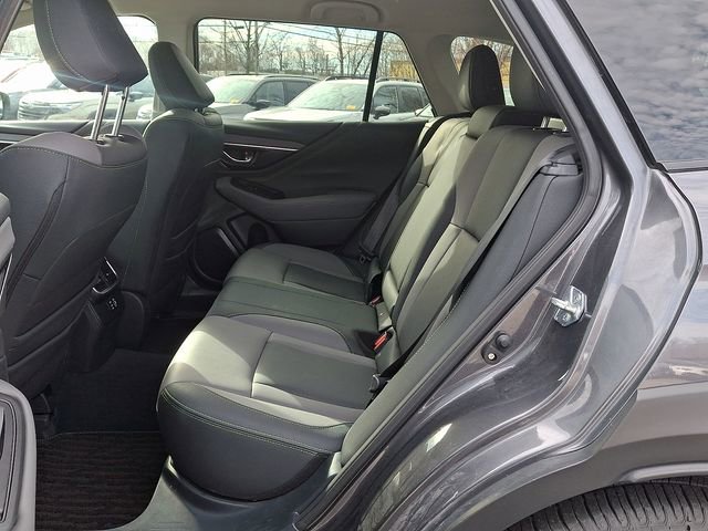 Used 2023 Subaru Outback Onyx Edition image 10