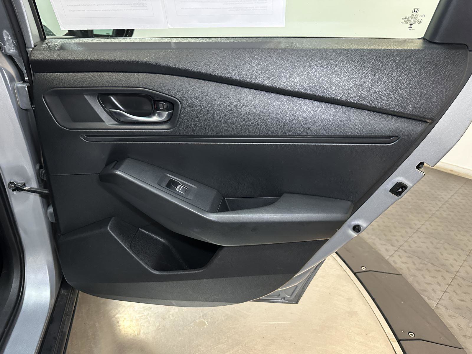 Certified 2023 Honda Accord EX image 34