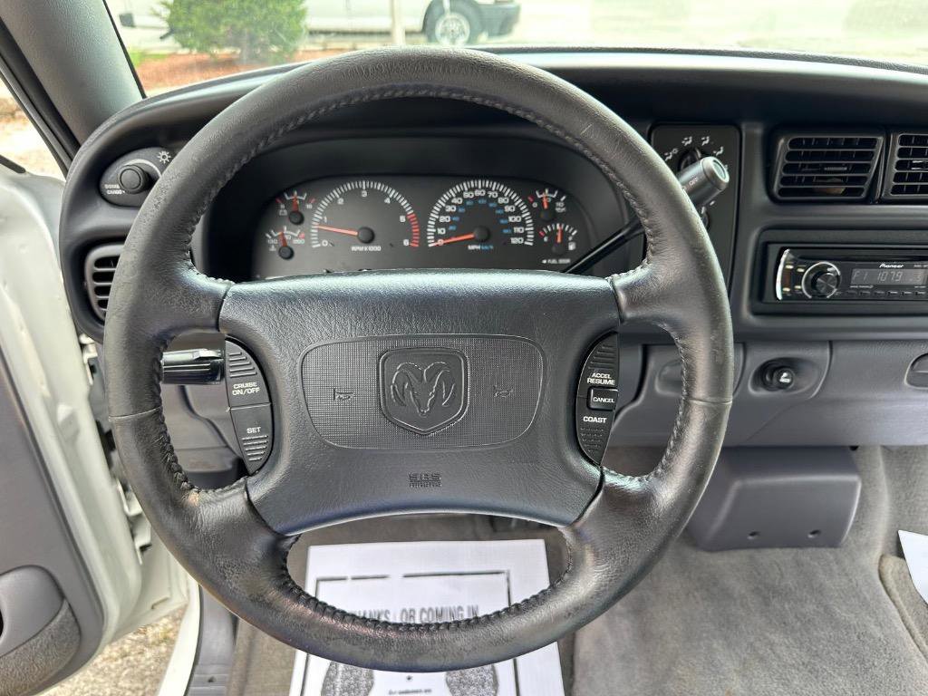 Used 1998 Dodge Ram 1500 Truck ST image 23