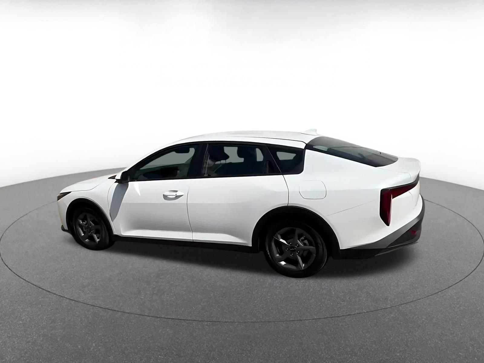 Used 2026 Kia K4 FWD image 9