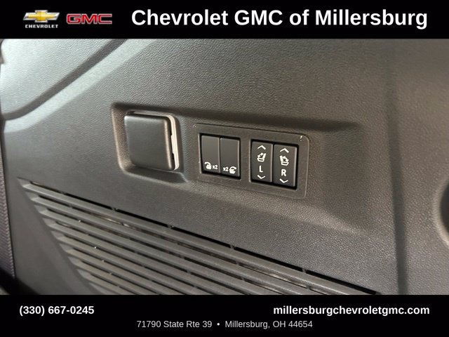 New 2027 GMC Yukon Denali w/ Sun & Power Step Package AWD/4WD image 29