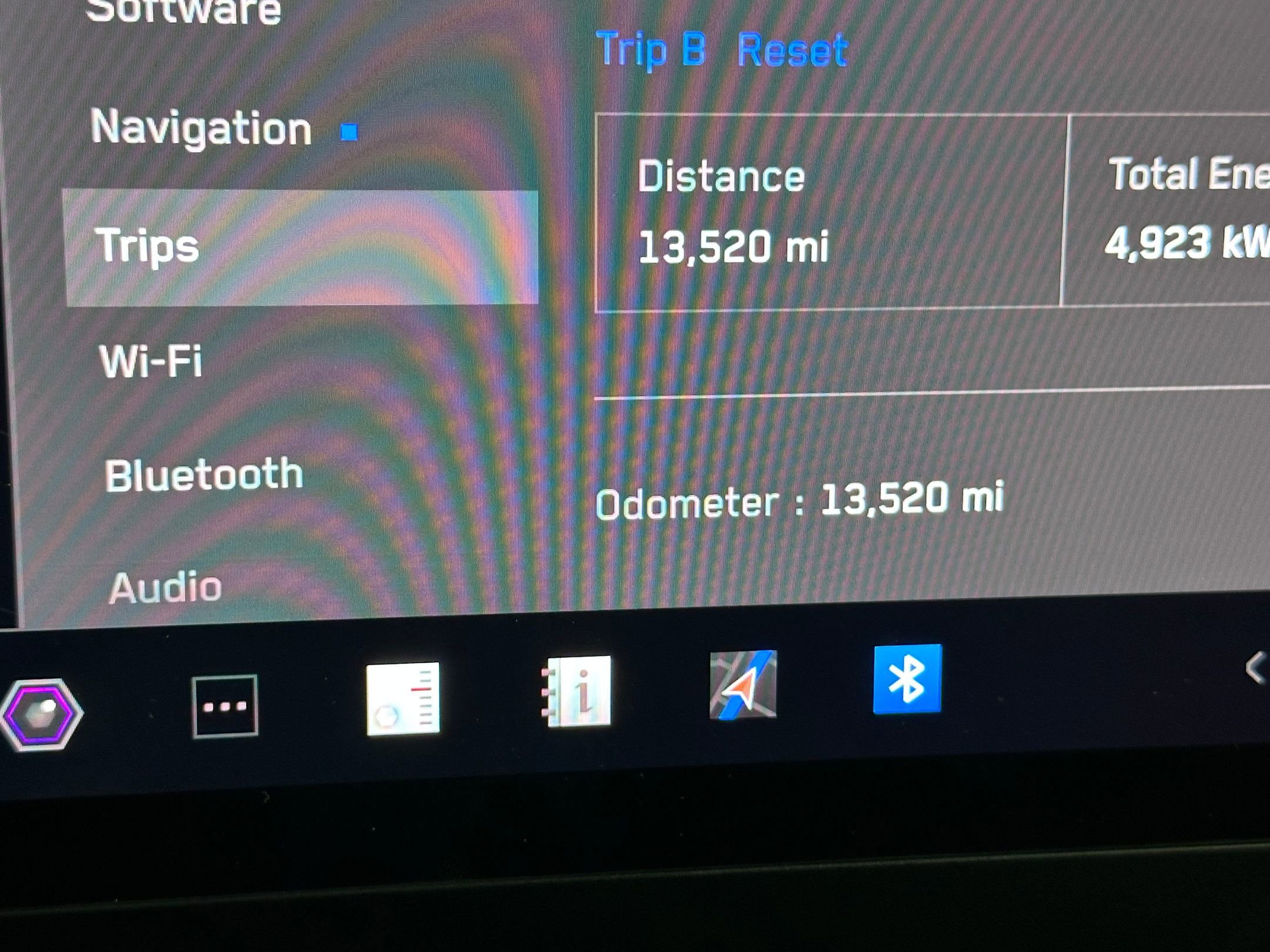 Used 2024 Tesla Cybertruck AWD Crew Cab image 28