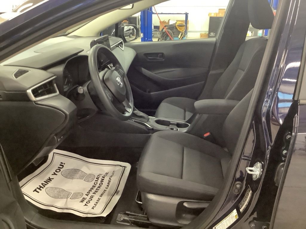 Used 2023 Toyota Corolla LE FWD image 12