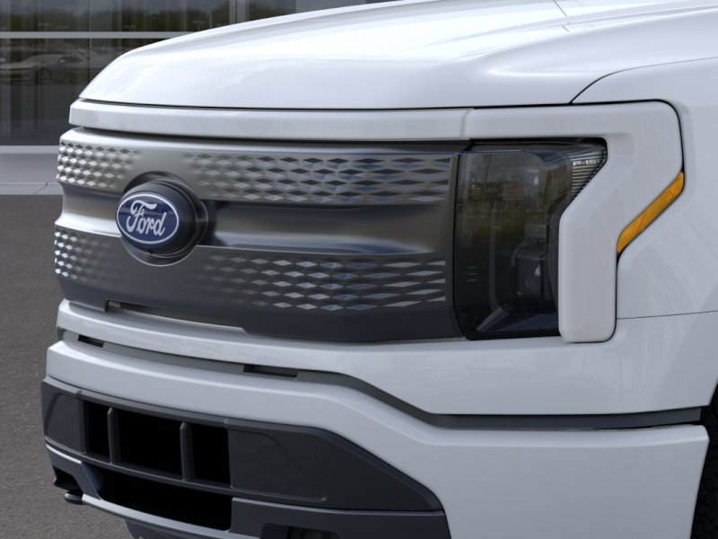 New 2025 Ford F150 Lightning XLT image 39