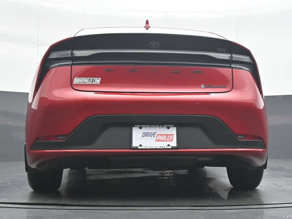 Used 2023 Toyota Prius Prime FWD image 33