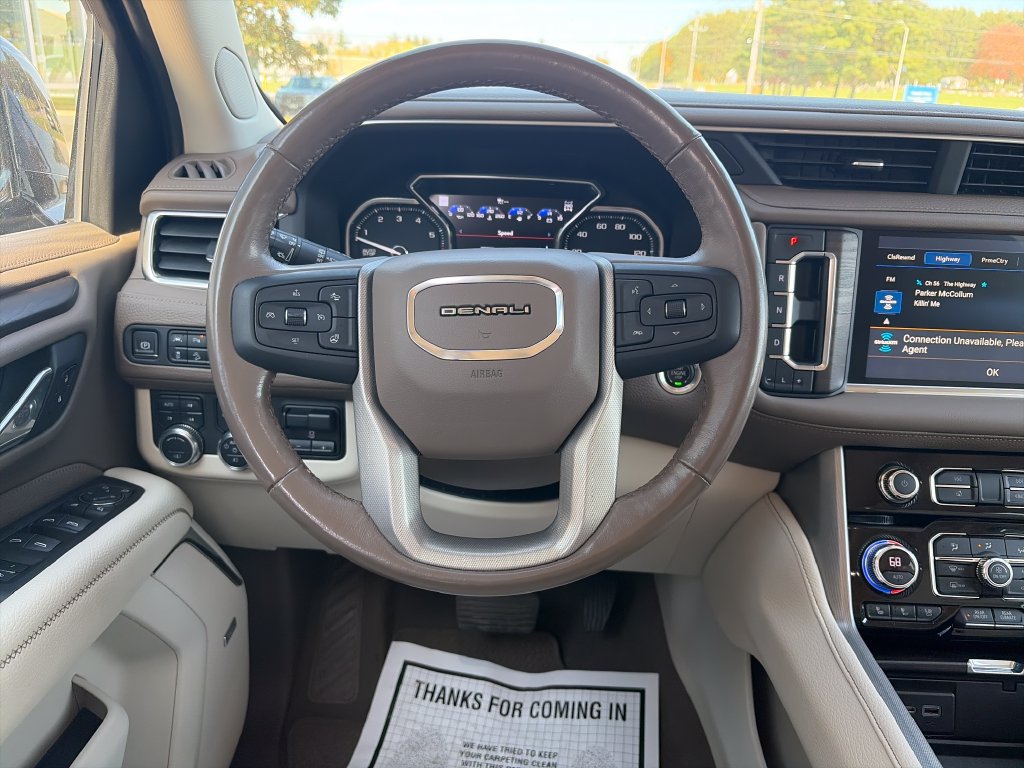 Used 2021 GMC Yukon XL Denali w/ Denali Premium Package AWD/4WD image 13