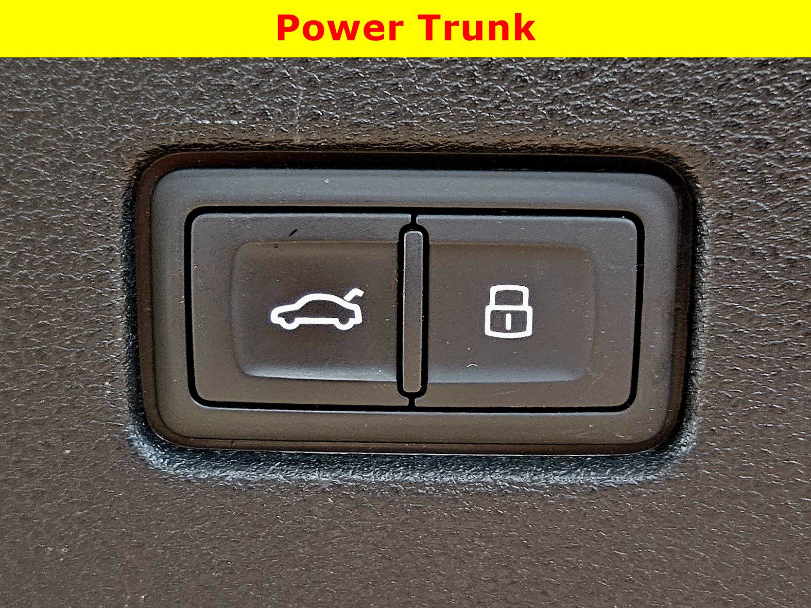 Used 2019 Audi Q8 Premium Plus image 37