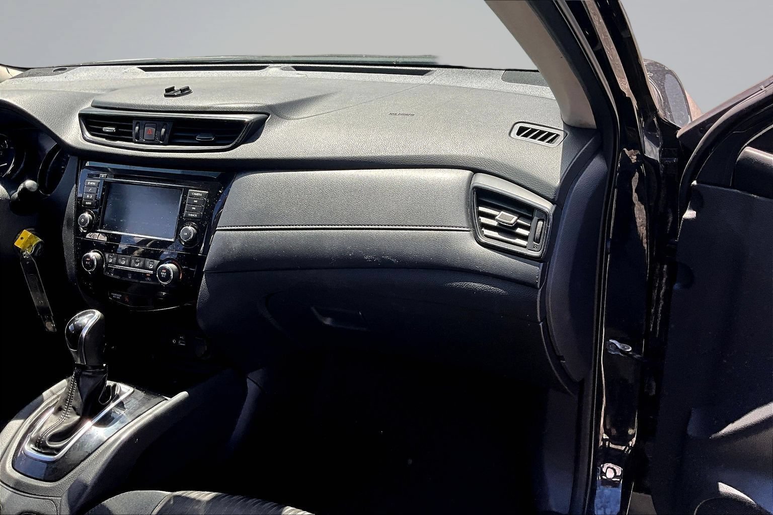 Used 2019 Nissan Rogue S AWD/4WD image 24