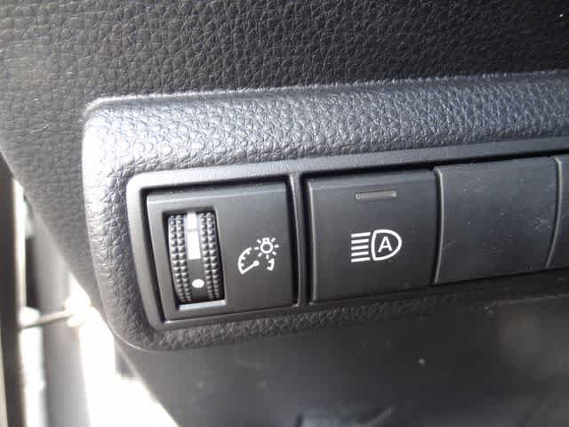Used 2022 Toyota Corolla SE FWD image 15