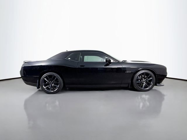Used 2022 Dodge Challenger R/T w/ Plus Package image 8