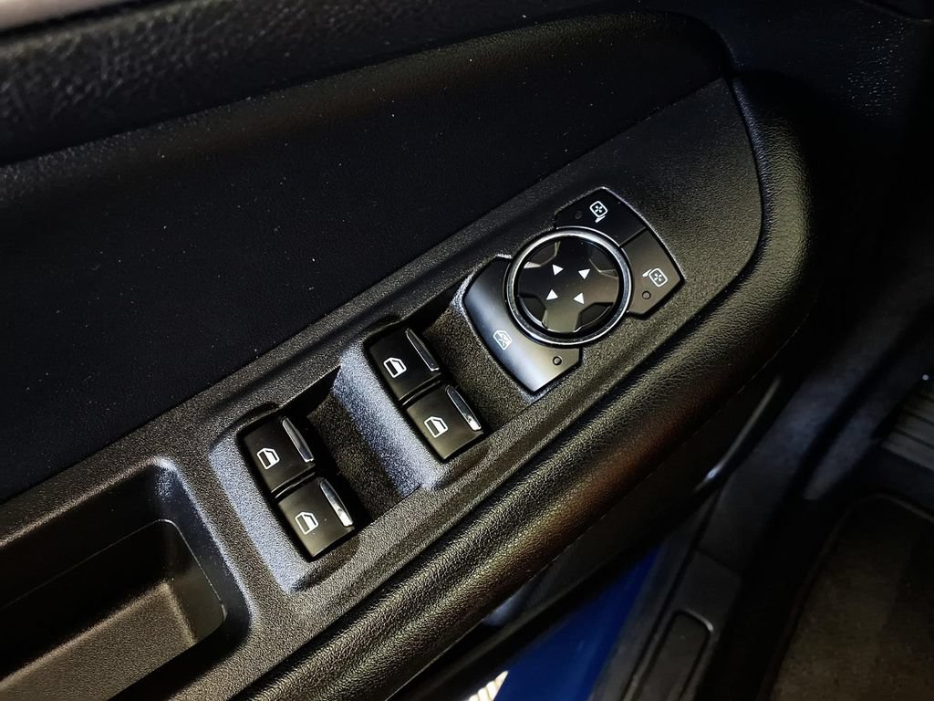 Used 2024 Ford Edge SEL AWD/4WD image 25
