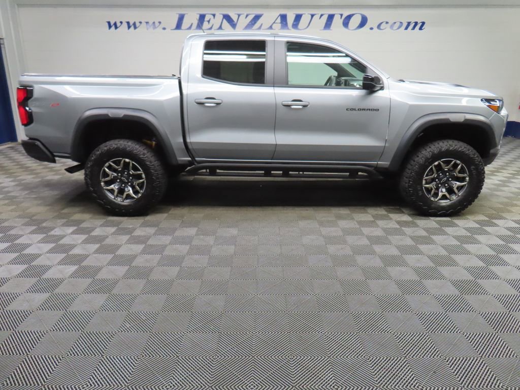 Used 2026 Chevrolet Colorado ZR2 w/ Technology Package AWD/4WD video 2