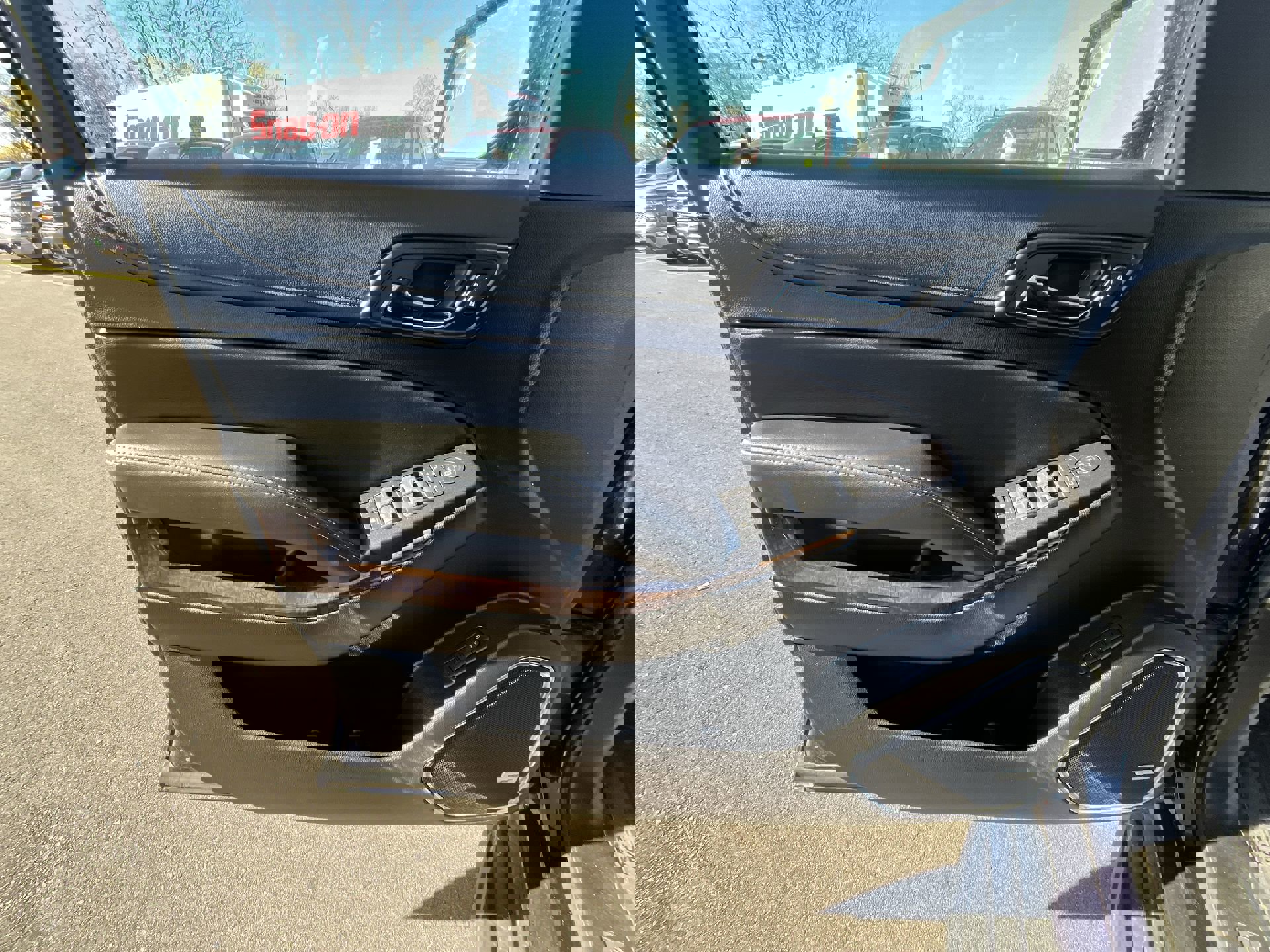 Certified 2020 Chevrolet Tahoe LT image 23