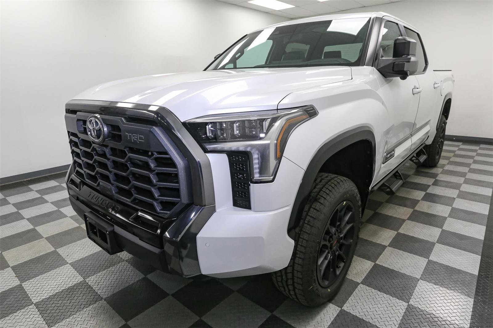 New 2026 Toyota Tundra Platinum image 4