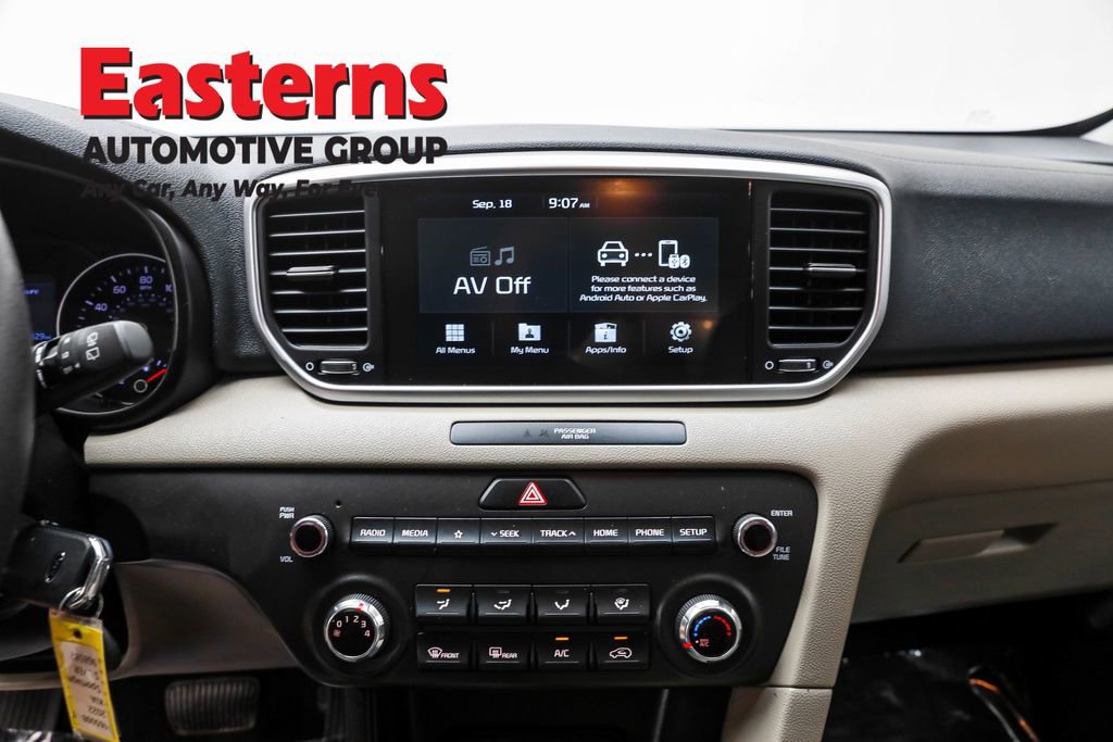 Used 2022 Kia Sportage LX image 12