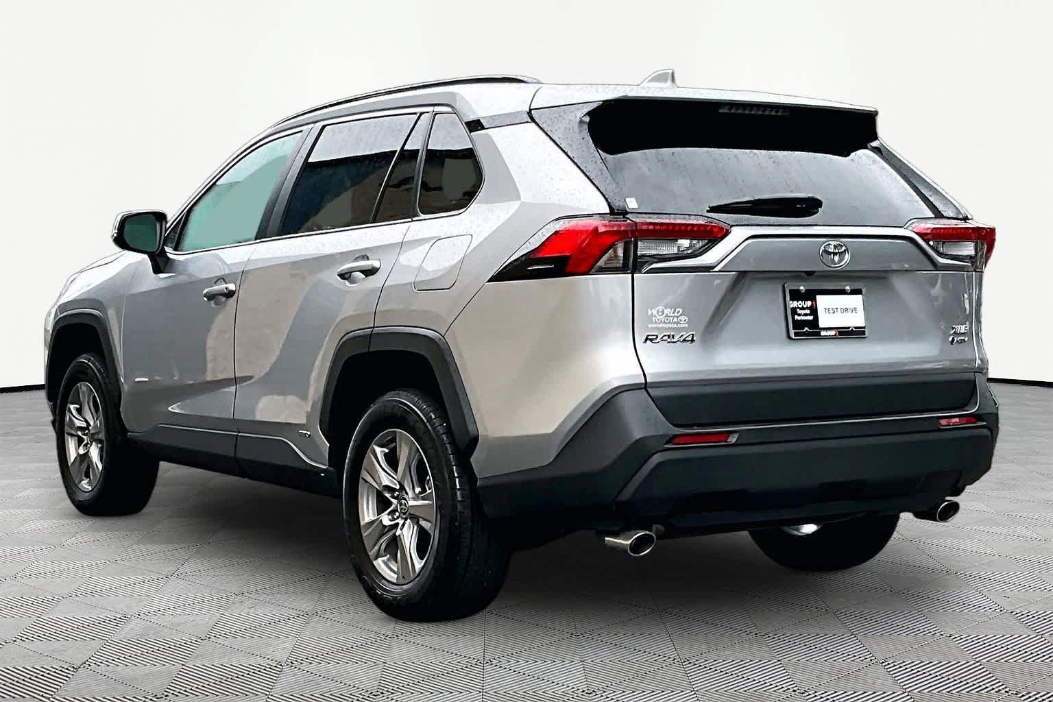 Certified 2025 Toyota RAV4 XLE AWD/4WD image 12