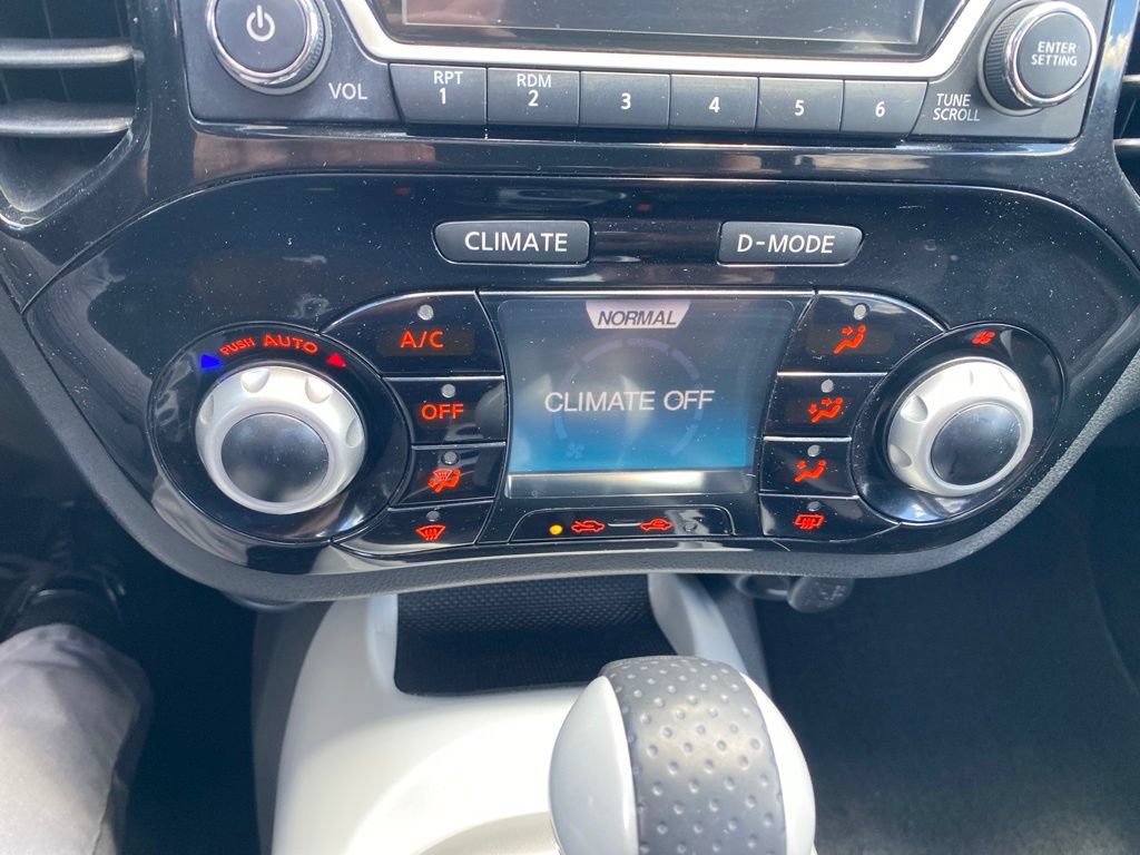 Used 2017 Nissan Juke SV AWD/4WD image 11