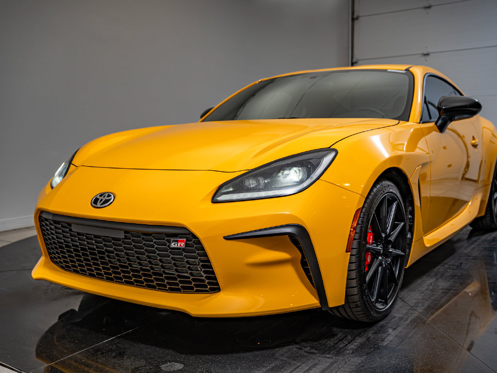 Used 2026 Toyota GR86 YUZU Limited RWD image 13
