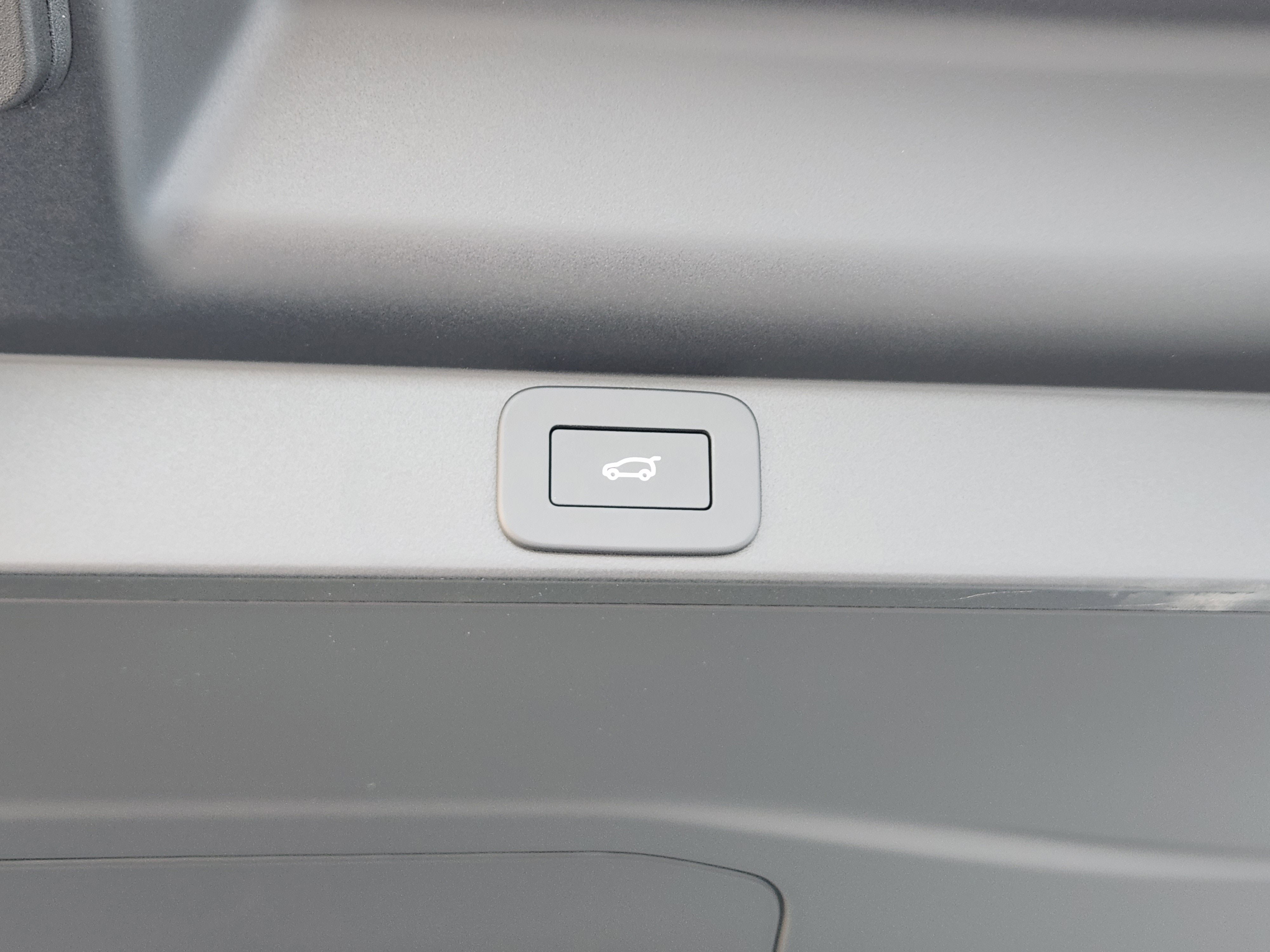 New 2026 Land Rover Range Rover SE image 35