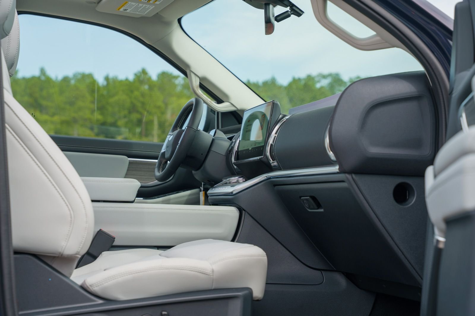 New 2027 Ford Expedition Max Platinum AWD/4WD image 12