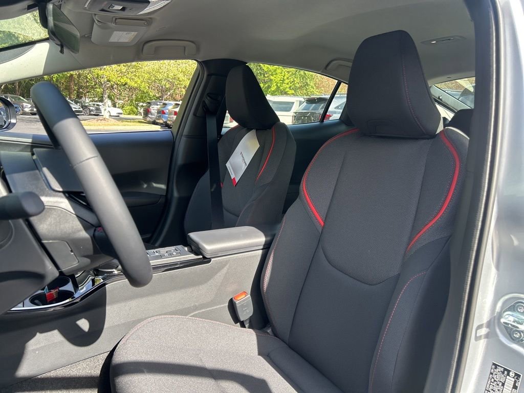 New 2026 Toyota Prius Plug-In Hybrid image 3