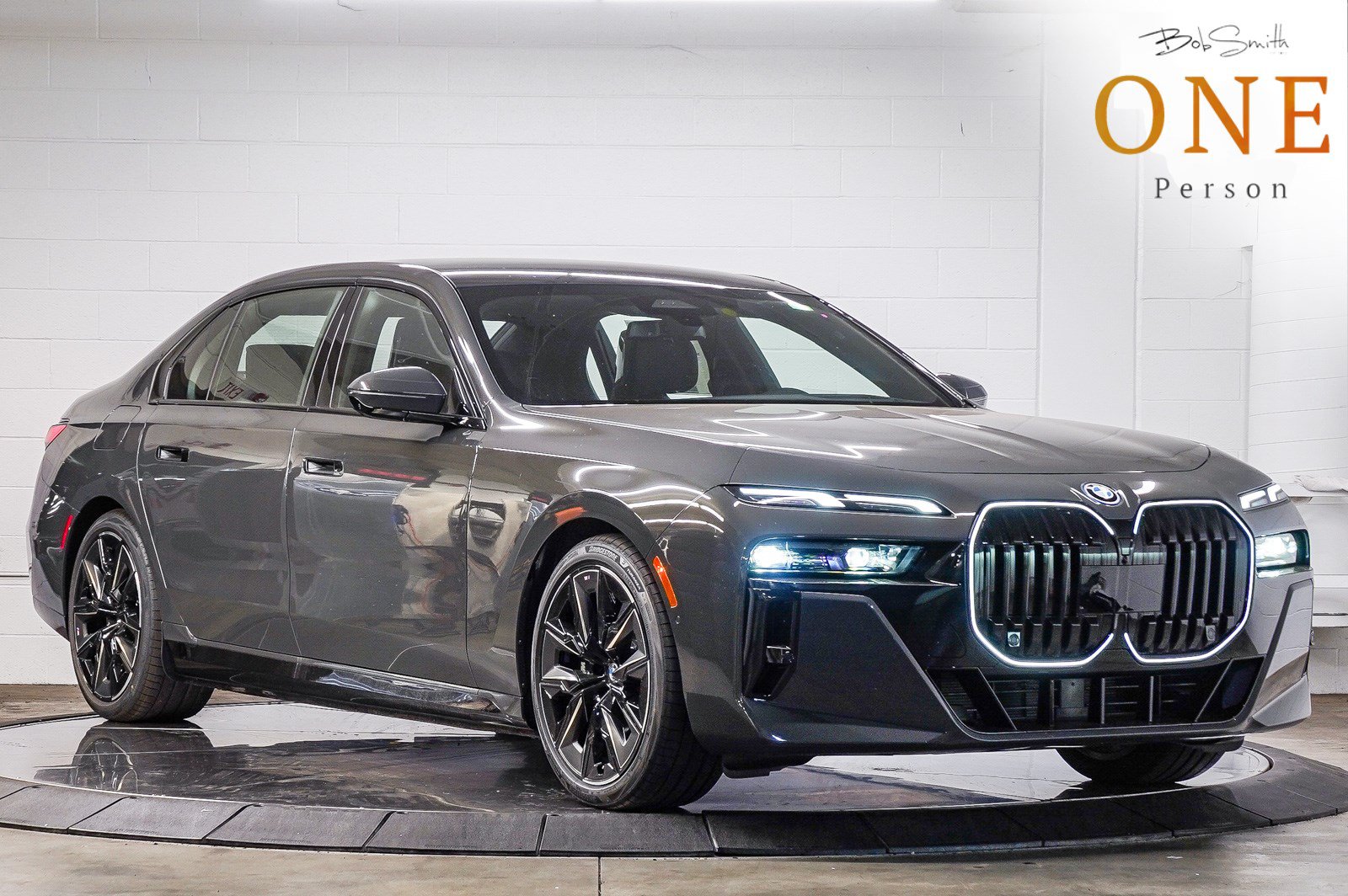 New 2026 BMW i7 eDrive50 w/ M Sport Package