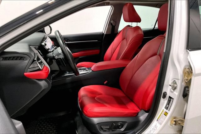Used 2020 Toyota Camry XSE FWD image 27