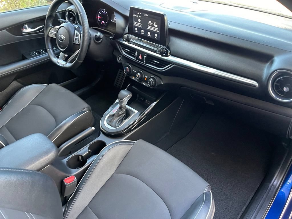 Used 2021 Kia Forte GT-Line w/ GT-Line Premium Package FWD image 12