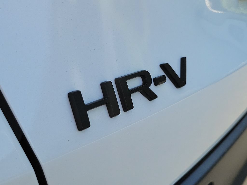 Certified 2027 Honda HR-V Sport image 8