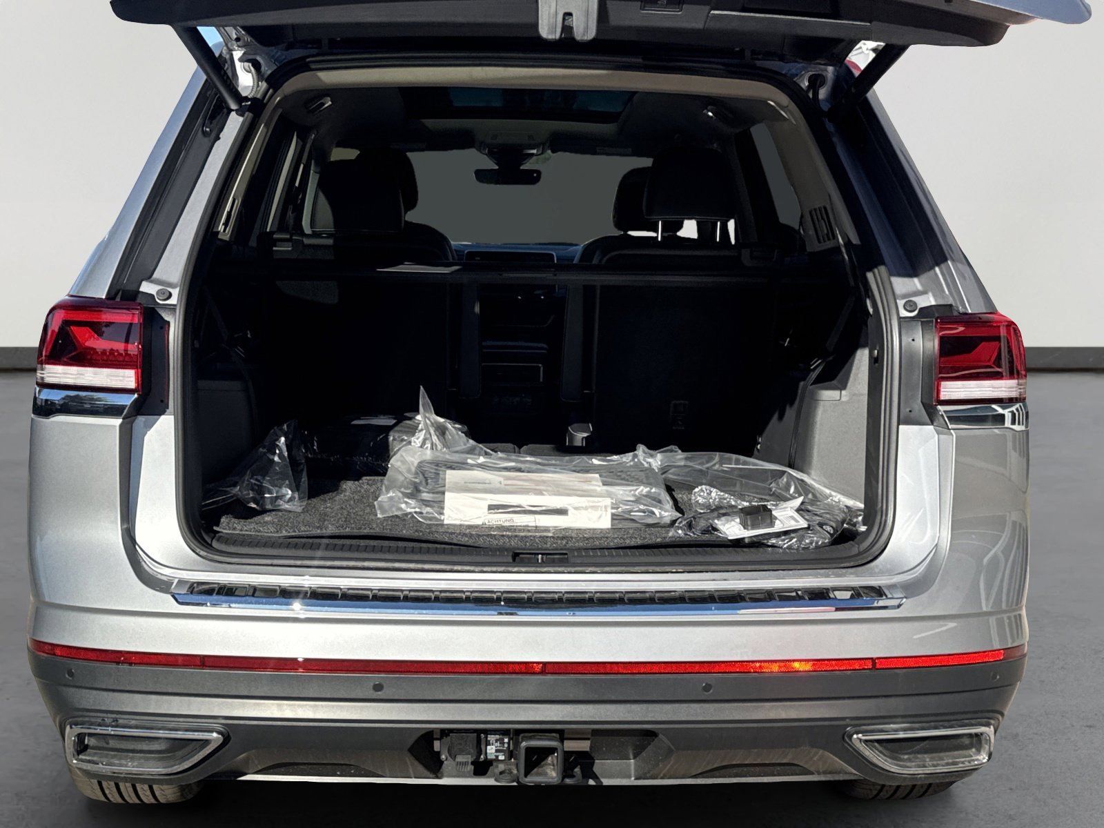 New 2026 Volkswagen Atlas SEL image 7