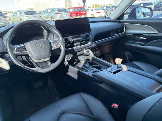Used 2024 Toyota Grand Highlander XLE image 10