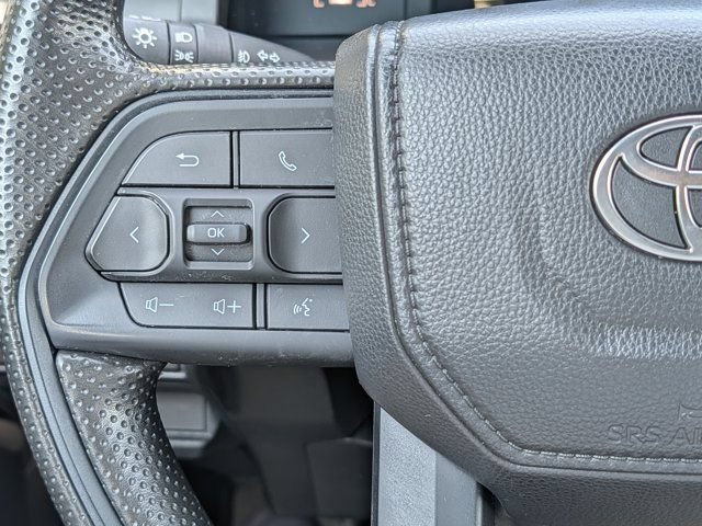 Used 2025 Toyota Tacoma SR5 AWD/4WD image 21