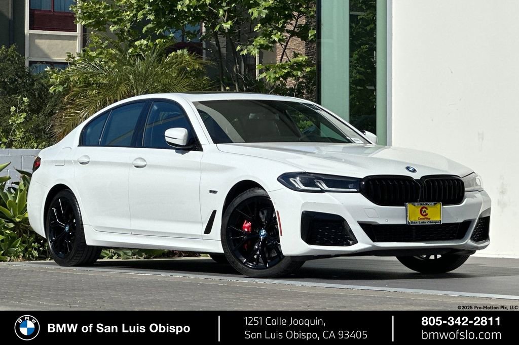 Used 2023 BMW 530e w/ M Sport Package image 1
