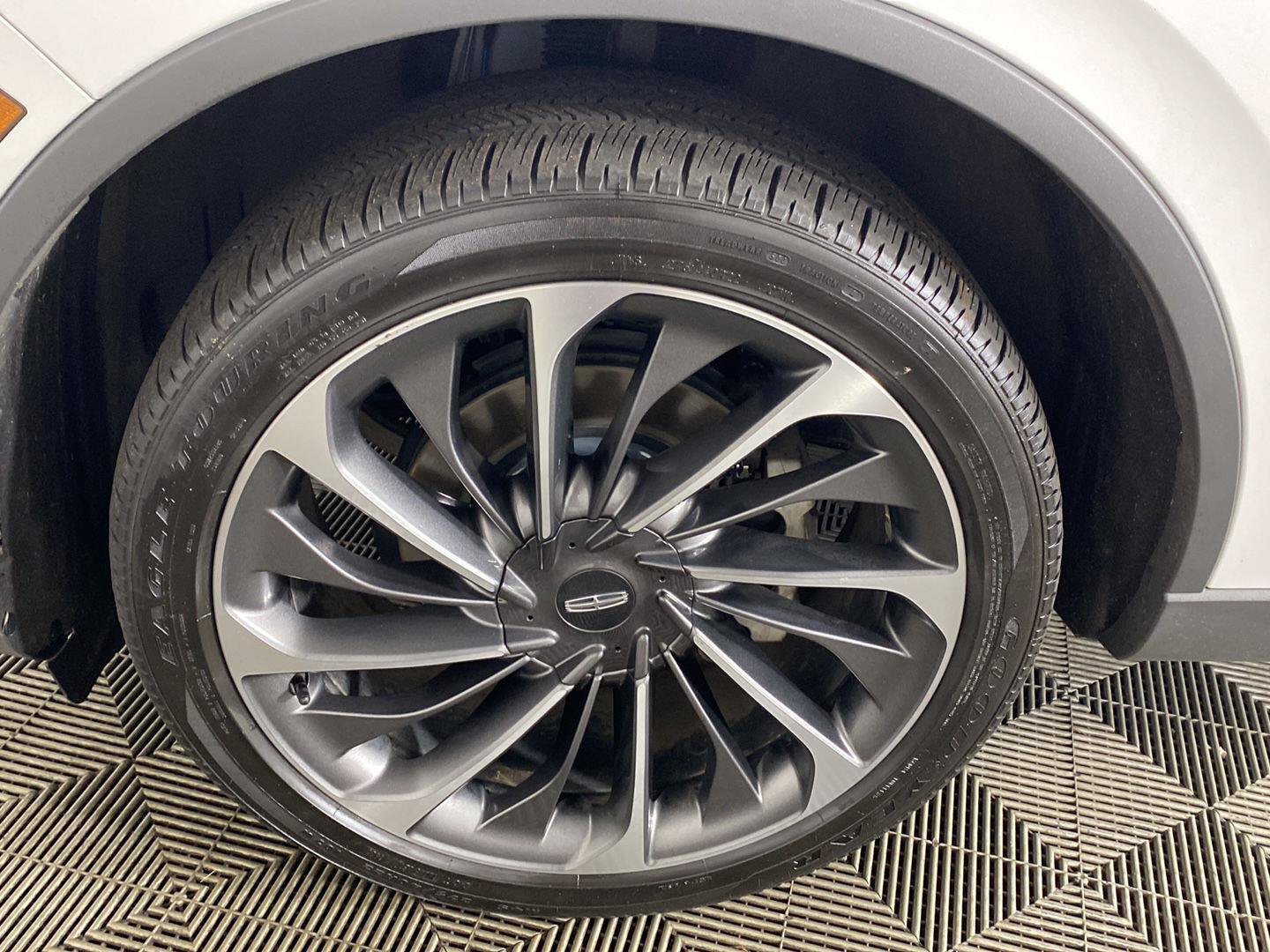 Used 2020 Lincoln Aviator Reserve w/ Equipment Group 202A AWD/4WD image 10