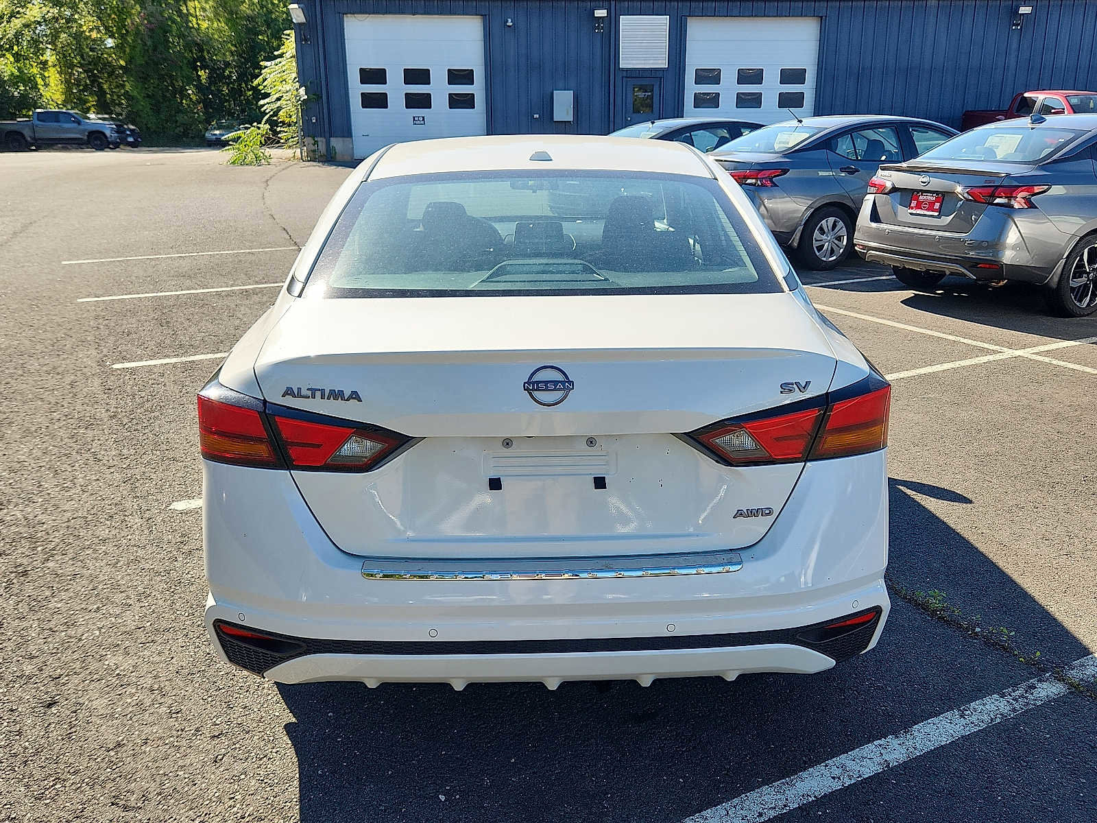 Used 2023 Nissan Altima 2.5 SV image 5