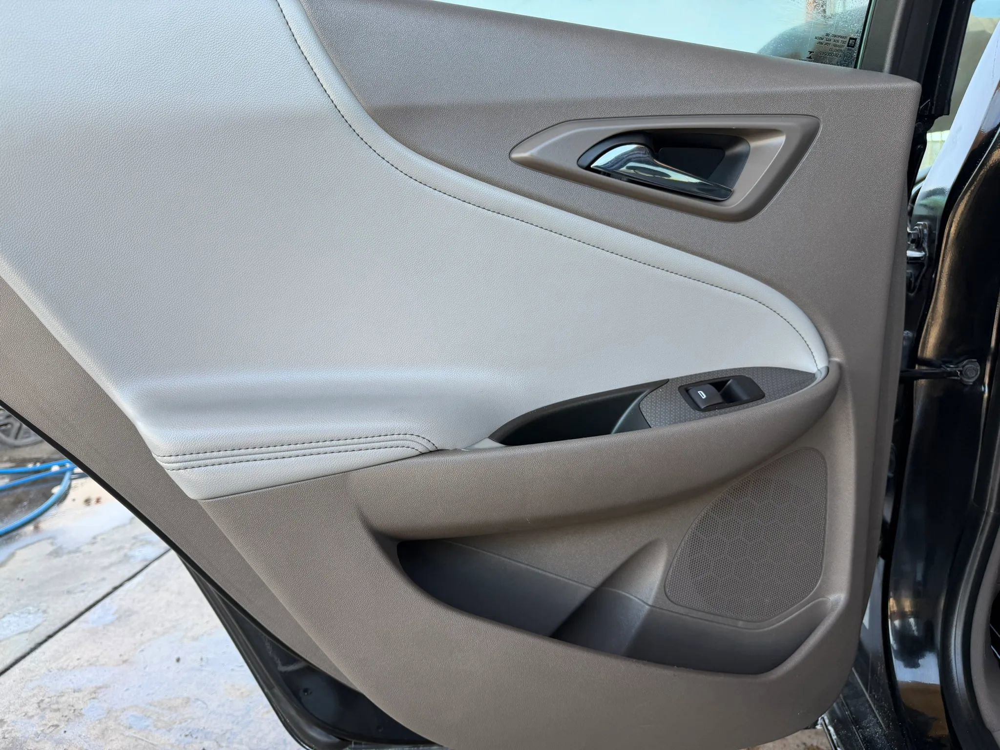 Used 2019 Chevrolet Malibu LT w/ Leather Package FWD image 24