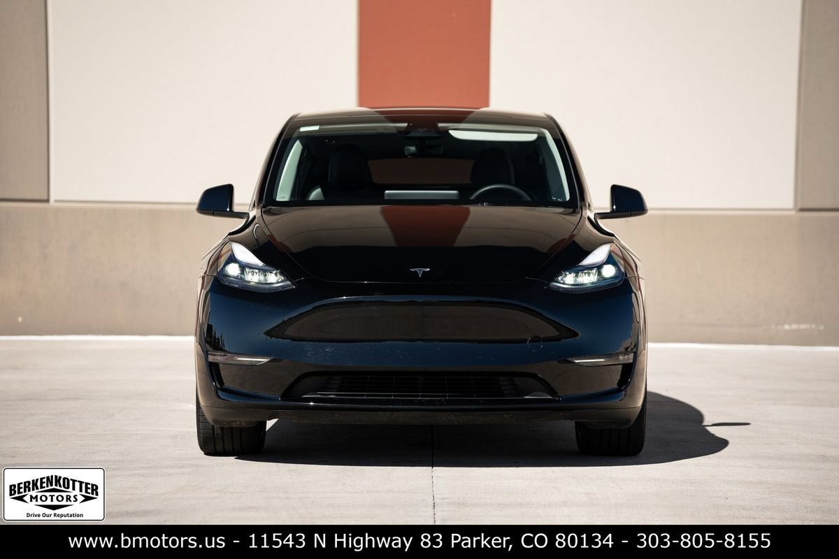 Used 2025 Tesla Model Y Long Range AWD/4WD image 2