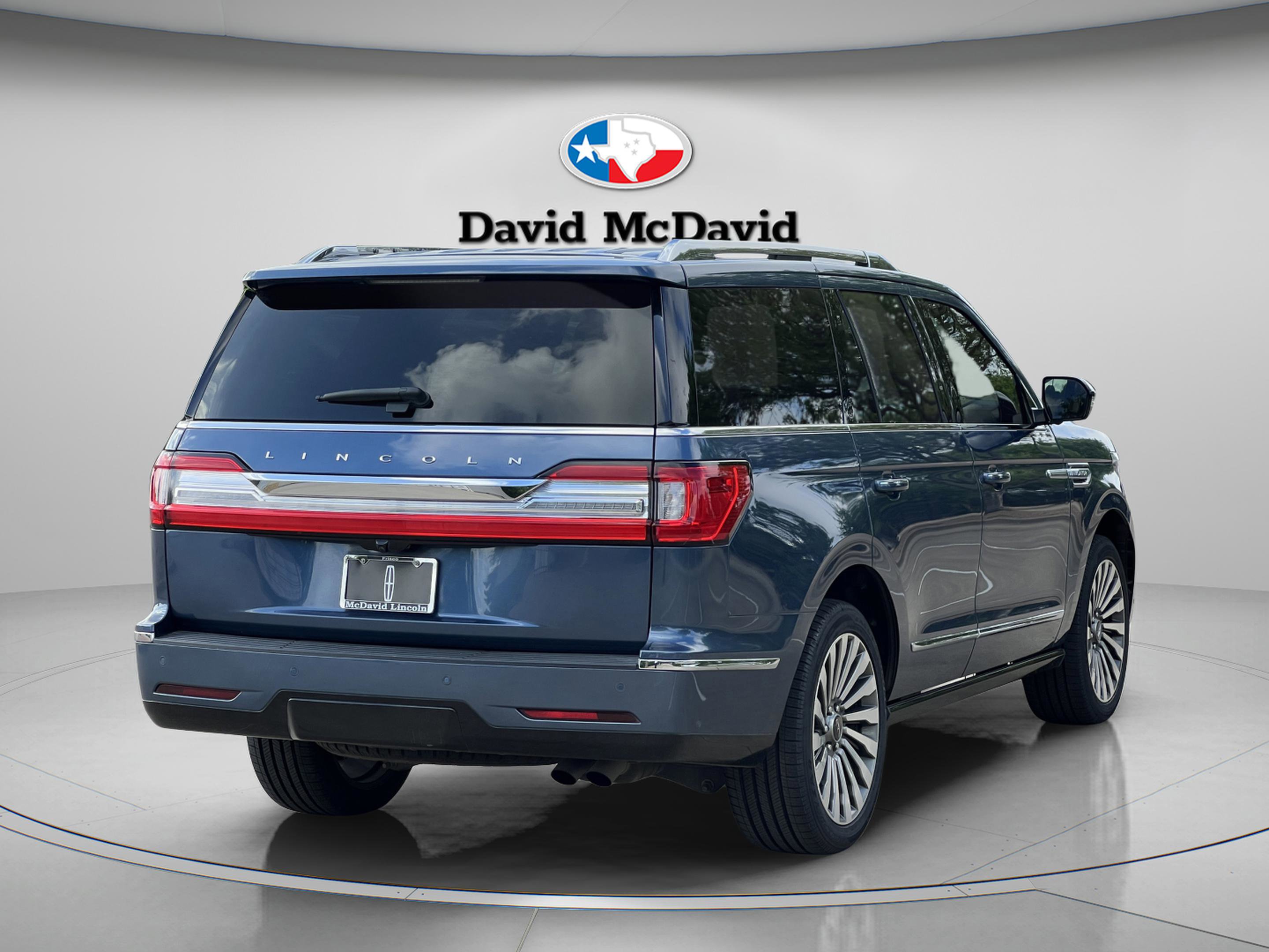 Used 2020 Lincoln Navigator Reserve w/ Luxury Package image 13