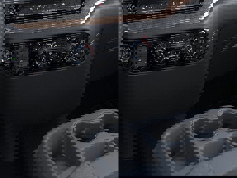 New 2025 Chevrolet Silverado 1500 LT w/ Safety Package image 23