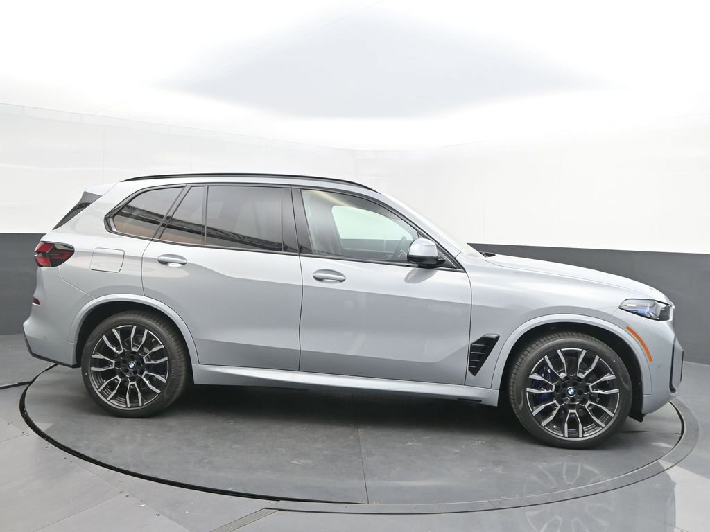 New 2026 BMW X5 xDrive50e AWD/4WD image 8