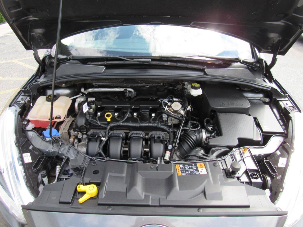 Used 2017 Ford Focus Titanium FWD image 46