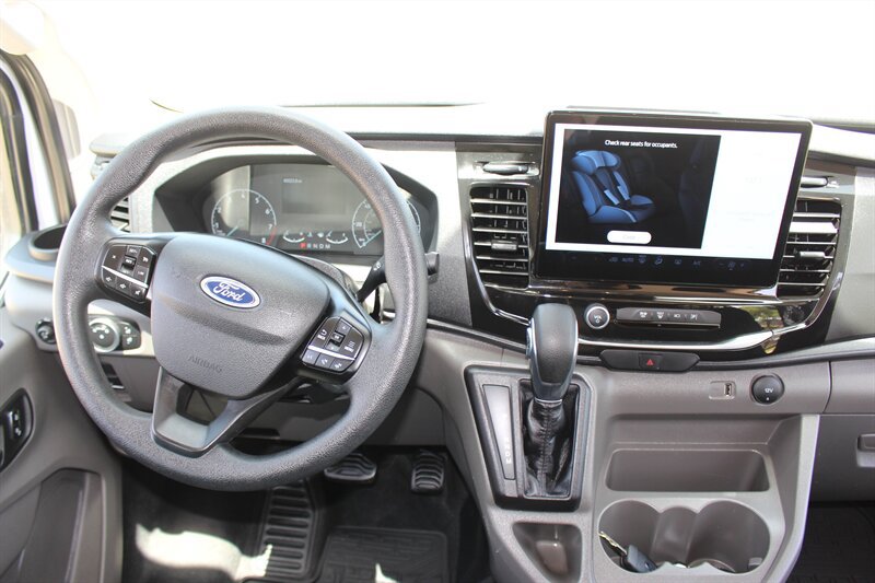 Used 2023 Ford Transit 350 XLT RWD image 16
