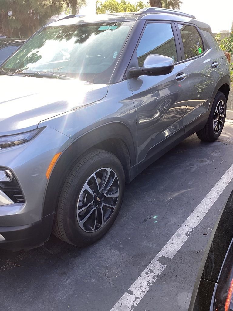 Used 2025 Chevrolet TrailBlazer LT image 8