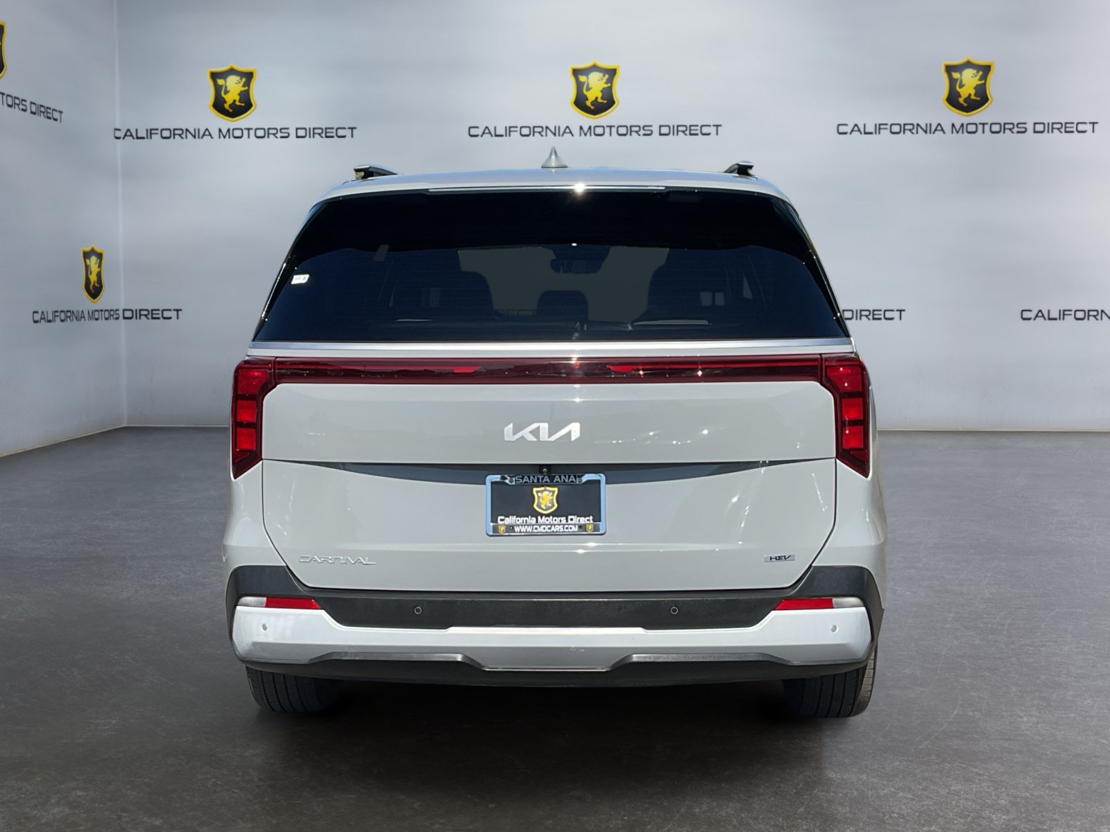 Used 2025 Kia Carnival EX FWD image 6