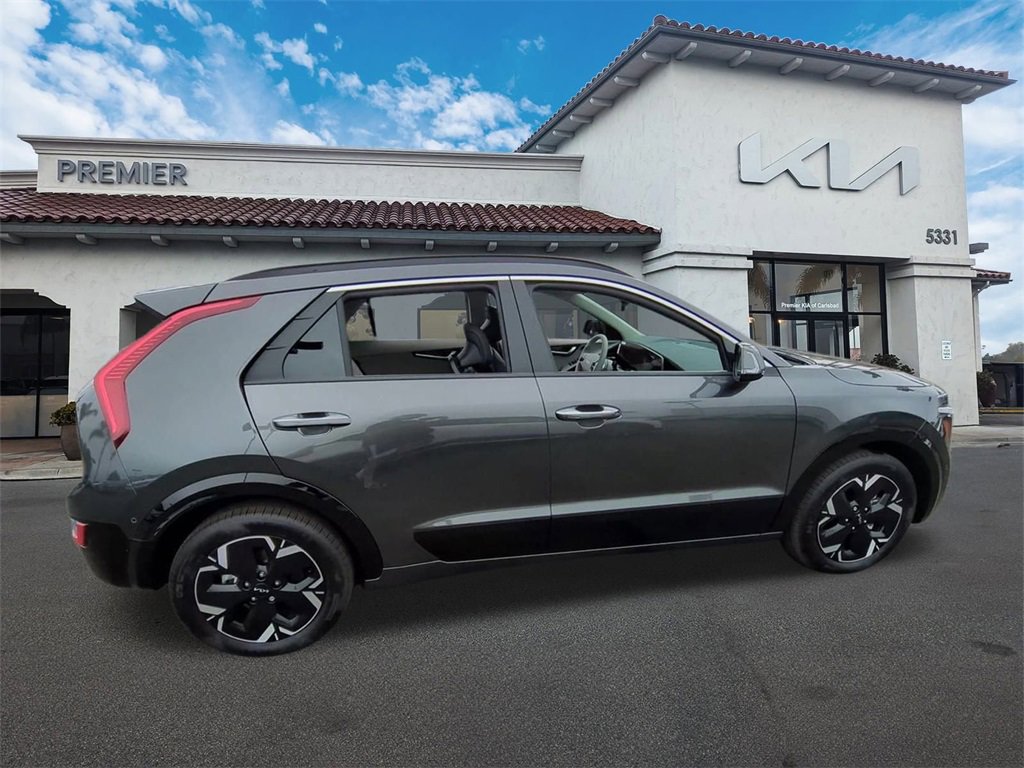 Used 2024 Kia Niro Wave image 8