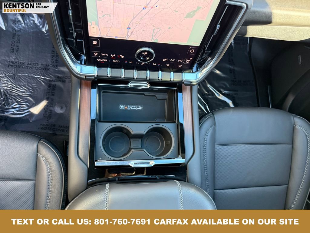 Used 2025 GMC Yukon Denali w/ Sun & Power Step Package image 26